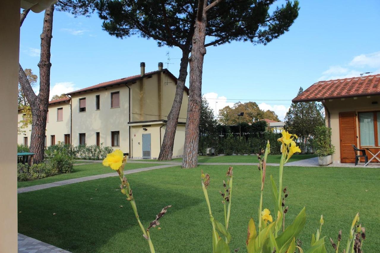 Villa Rosy Torre del Lago Puccini Eksteriør bilde