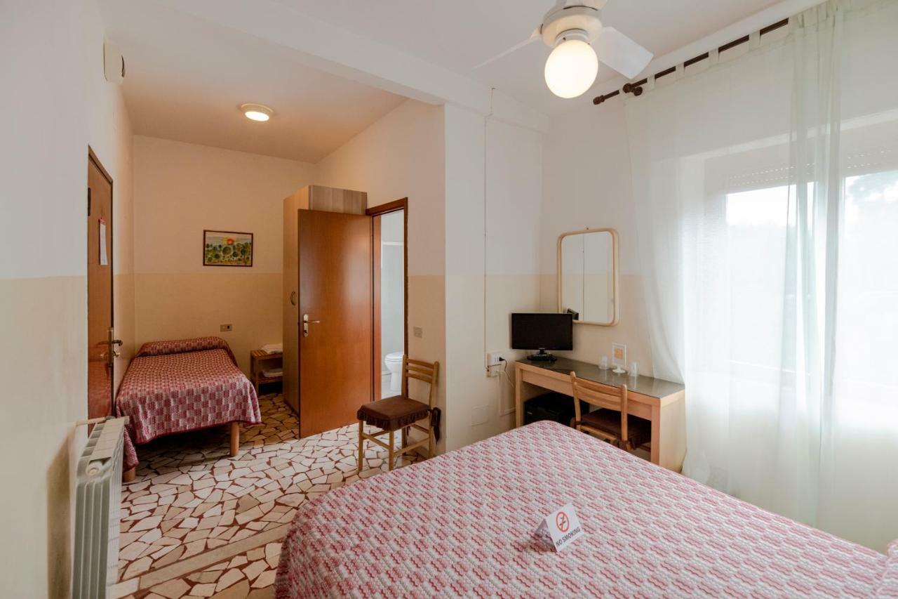Villa Rosy Torre del Lago Puccini Eksteriør bilde
